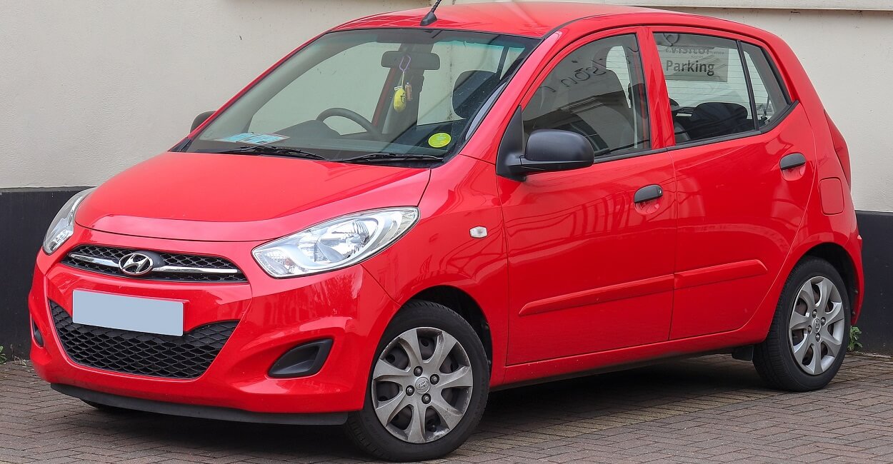 hyundai i10 small car